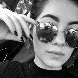 Meet your Posher, Avi